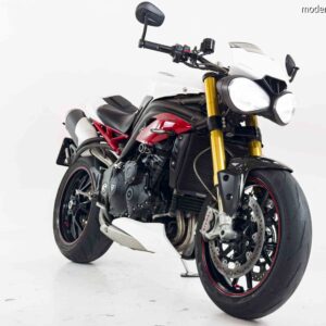TRIUMPH SPEED TRIPLE R 1050 2016